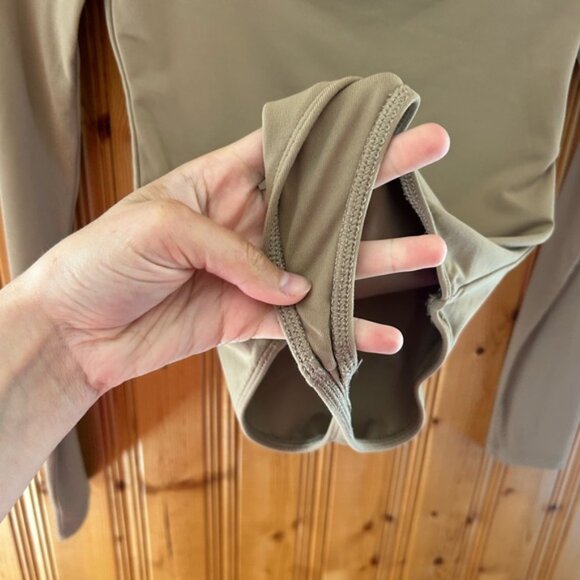 Babaton Contour Squareneck Longsleeve Bodysuit - Picture 5 of 7